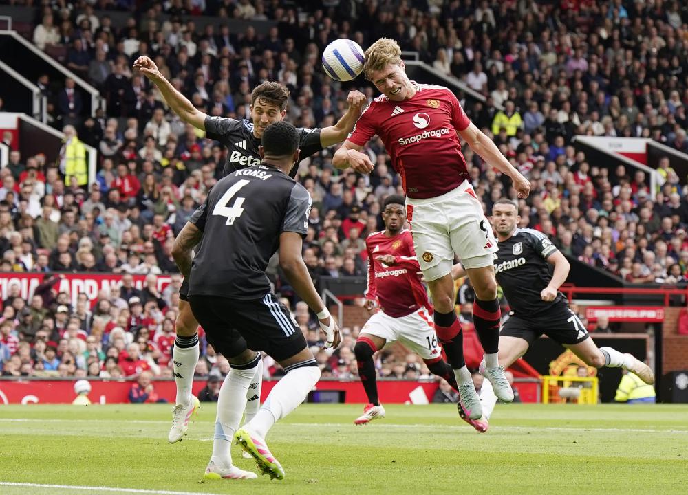 经纪人：那不勒斯今夏也有意博尼，但奥西利奥起了决定性作用